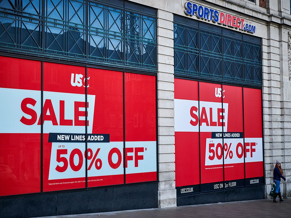 Time to short Sports Direct’s share price amid company chaos?