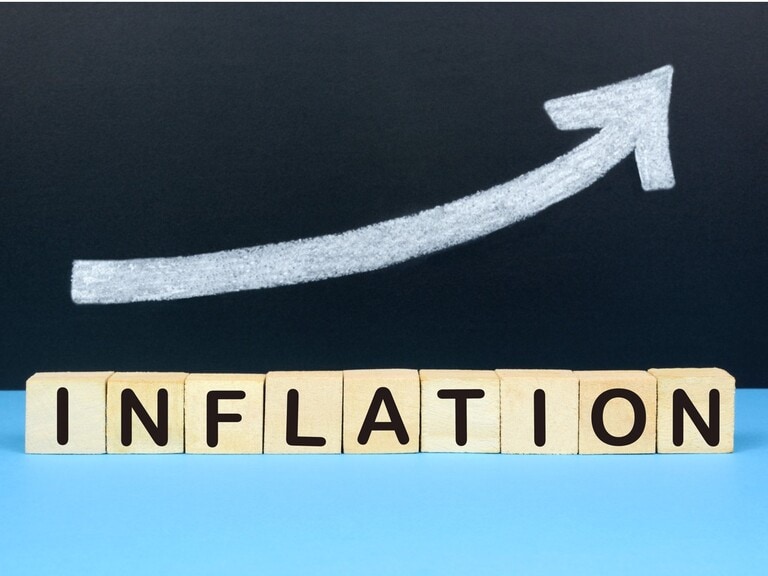 UK inflation expected to rise to 10.7%