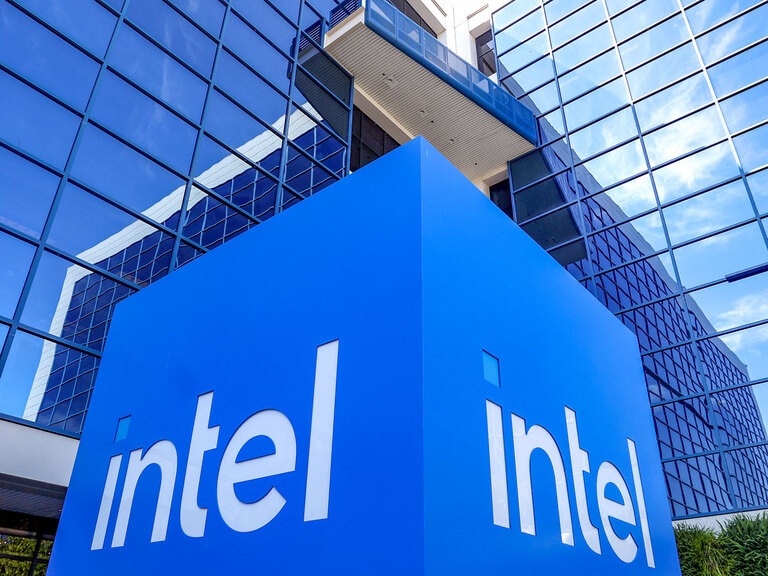 Can Ailing Intel Reverse Its Decline?