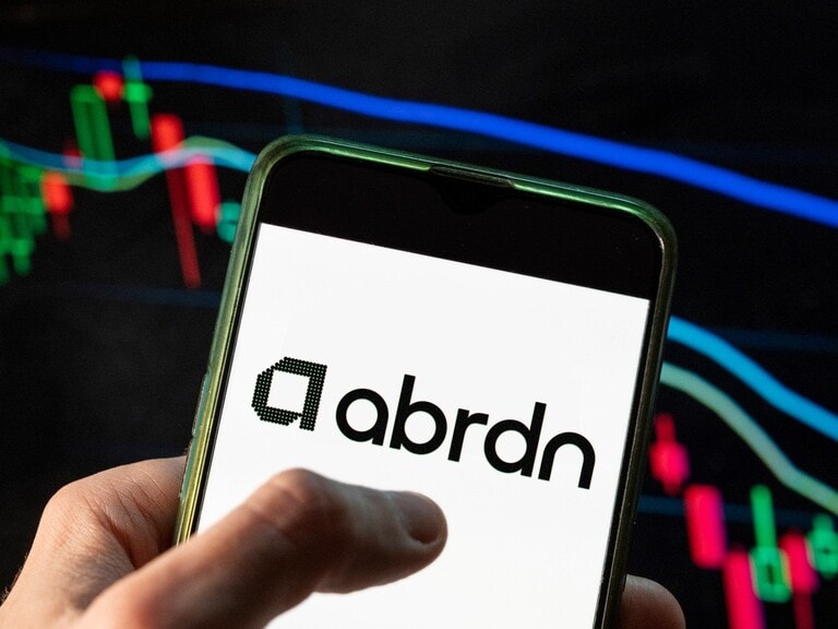 Will it pay to be bullish on the Abrdn share price? | CMC Markets