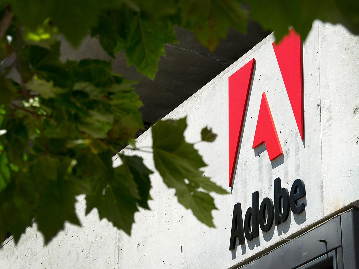 Adobe V Oracle – Which share price to back?