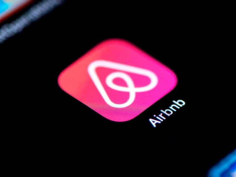 Does Airbnb’s share price have a 21% upside?