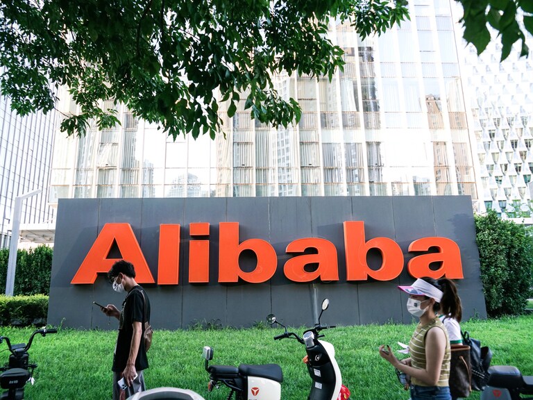 Alibaba shares jump on Hong Kong primary listing plans