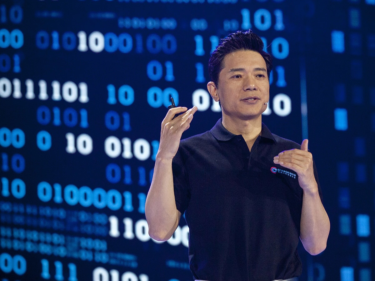 Is Baidu's share price a better bet than Alibaba?