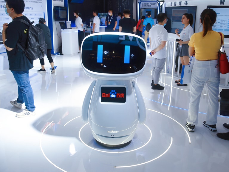 China Tech Titans Boost Robotics IPO