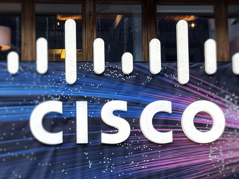 Cisco Sees $1bn of AI Orders This Year