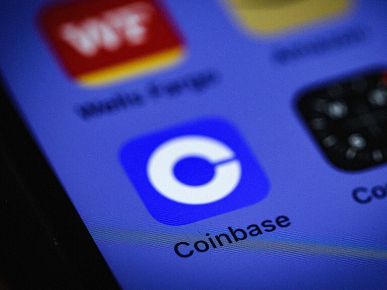 COIN Earnings Preview: Can Coinbase Wow with Q4 Results?