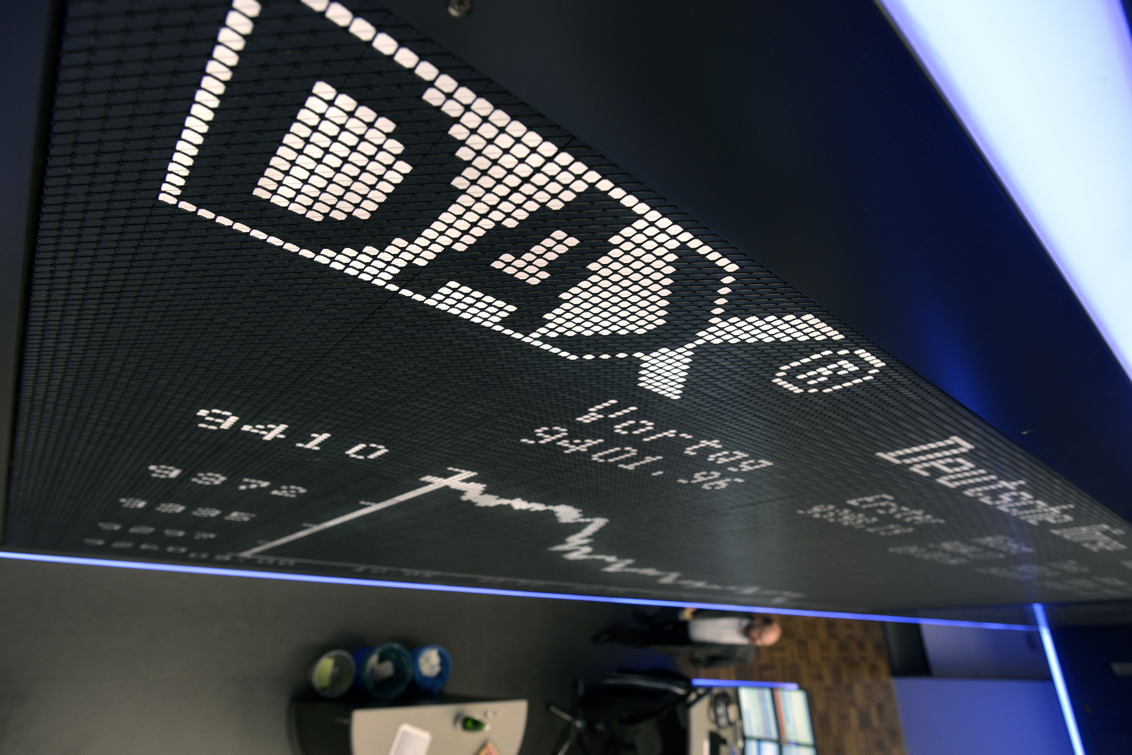 An electronic board showing 'DAX'