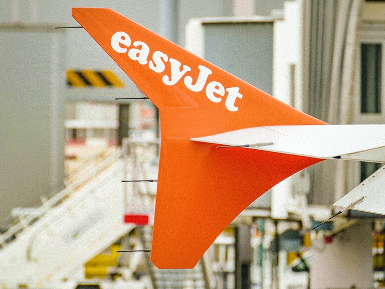 What next for EasyJet’s share price as omicron travel restrictions emerge?