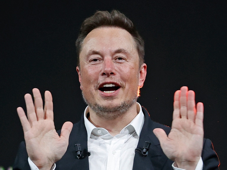 “Peak Insanity”? What You Need to Know About SpaceX’s Orbital Data Centers