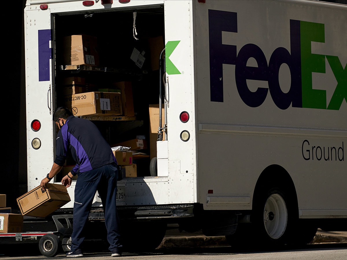 FedEx’s share price: what to expect in Q4 earnings