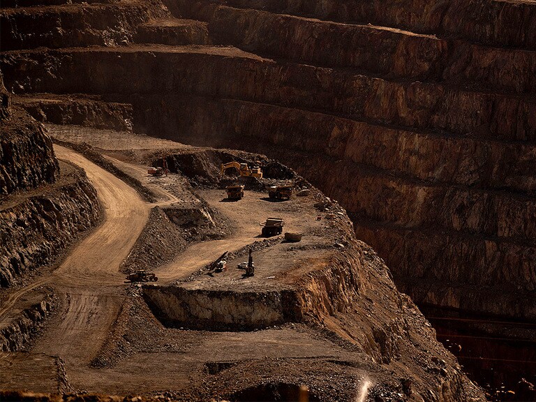 Rio Tinto Share Price Outpaces FTSE 100 Amid Low carbon Push rio-tinto-japan-s-sumitomo-to-make-low-carbon-alumina-at-queensland
