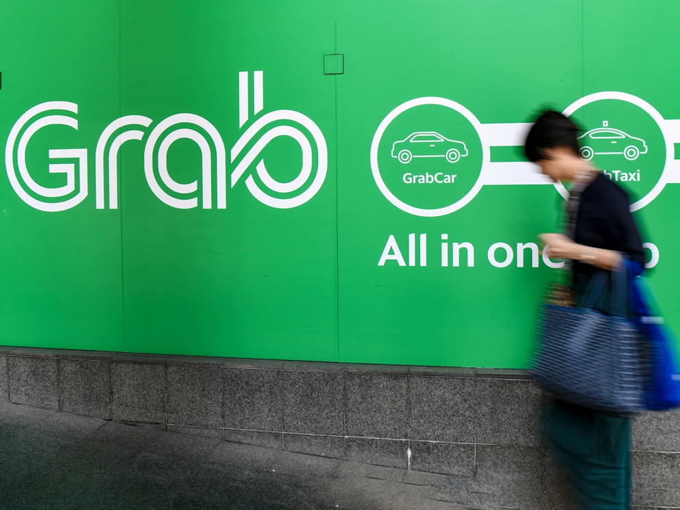 Grab Spac : 1 / Grab will raise about $2.5bn through what is called a private investment in public equity, financing that is often raised in conjunction with a spac deal and that involves selling shares of a public company in.