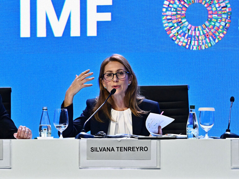 Top economies must rebuild public finances