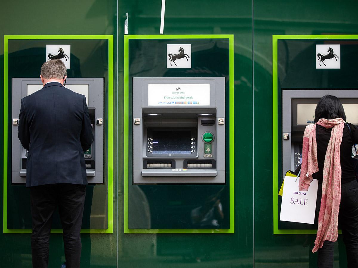 Lloyds share price: is the bank a safe bet with Brexit on the horizon?
