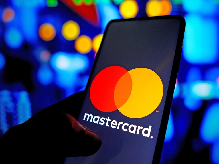 Will the Mastercard Share Price Rise with Payment Innovation?