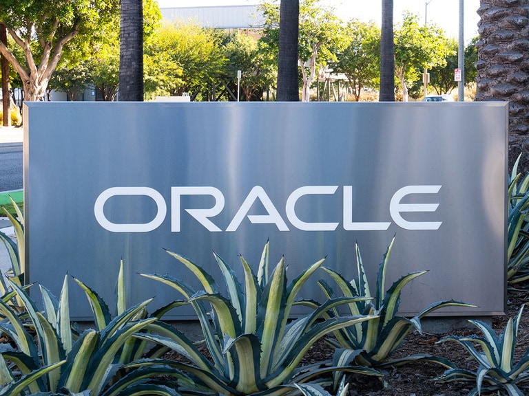 Will a healthcare pivot help the Oracle share price recover after earnings?