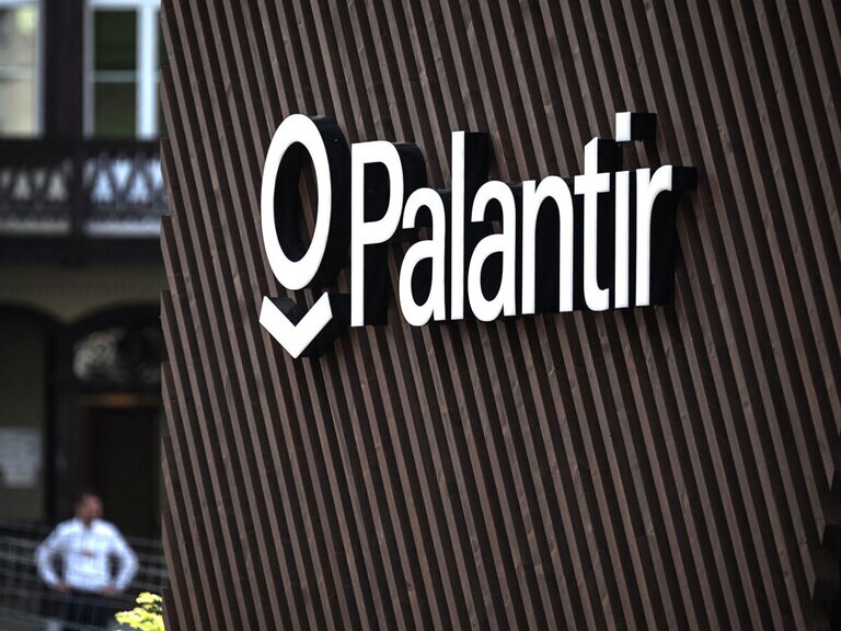 Palantir shares pop 21% on profitability forecast