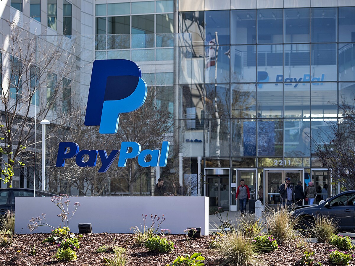 Can PayPal’s share price cash in on bumper earnings?