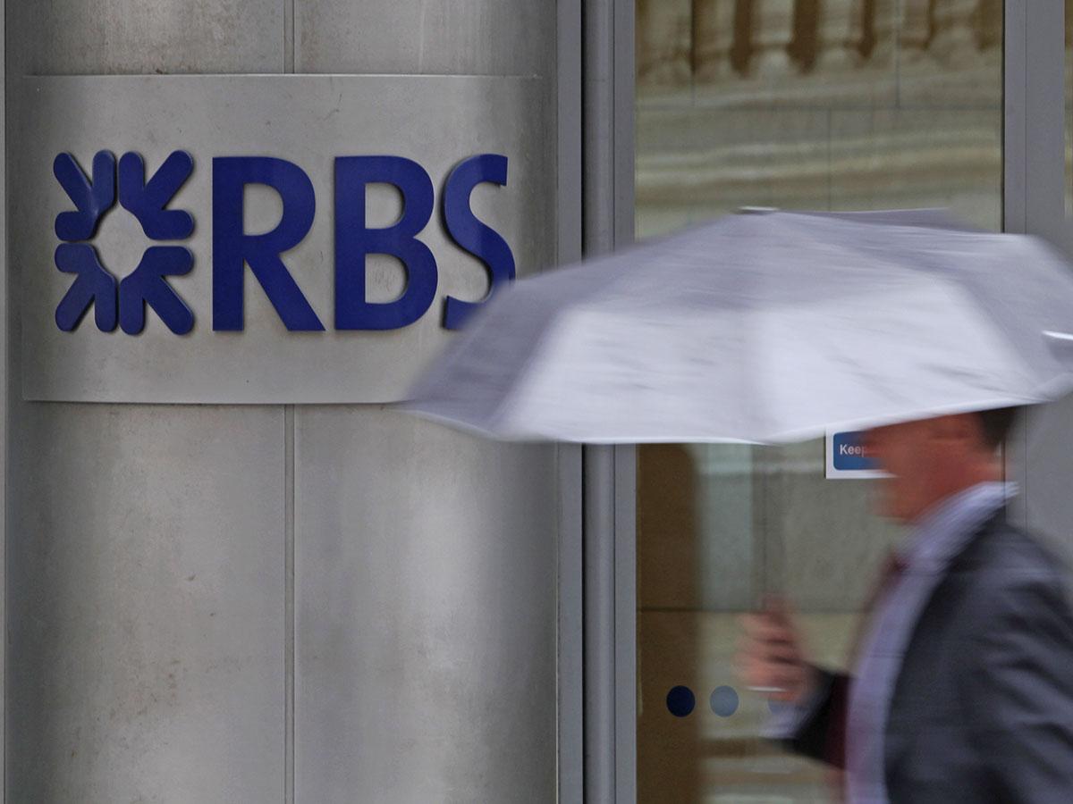 Lloyds v RBS: which share price is the best defensive play?