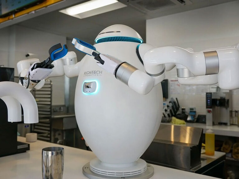 RR Stock: What is RaaS and Can It Reboot Richtech’s Revenue?