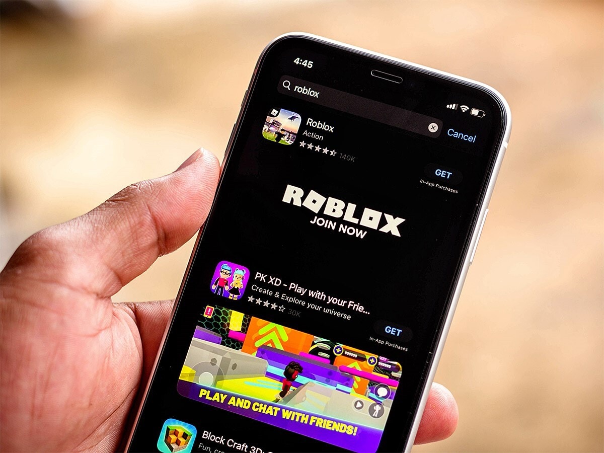 Roblox moderation VS Google Play Store moderation