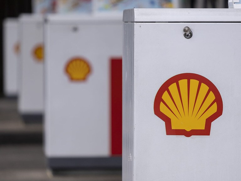 Shell share price soars on record profits and rising oil prices