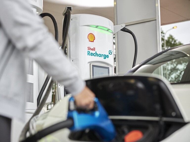 Can Shell, BHP and Chevron’s share prices benefit from a greener