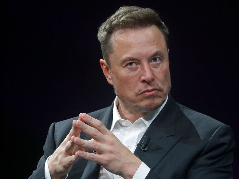 SpaceX: Will Merger Delay IPO?