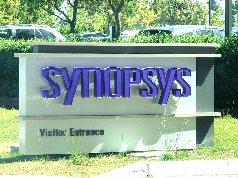 SNPS Stock: Can Synopsys Live up to Lofty Expectations?