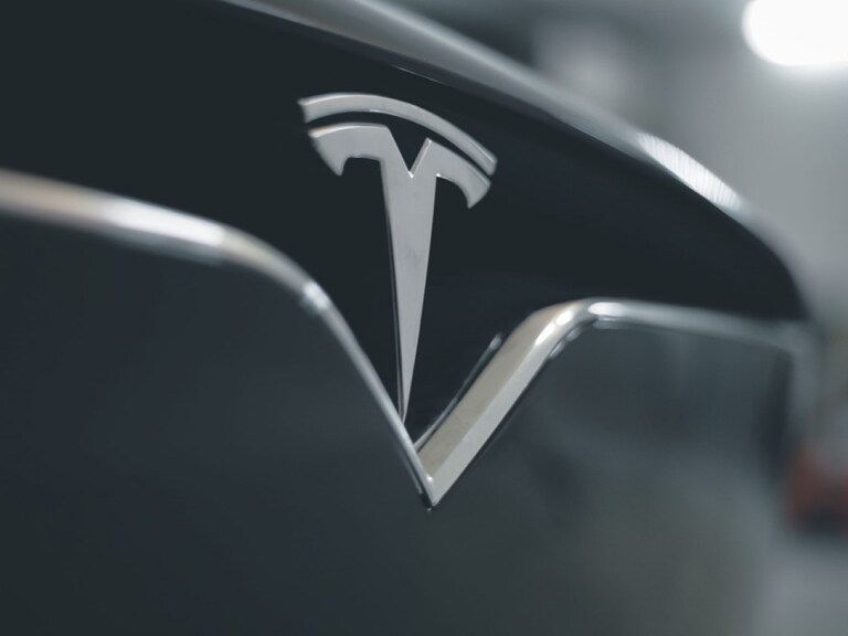 Earnings preview: Are there any bottoming opportunities in Tesla?