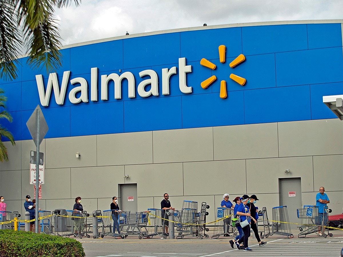 Will Walmart’s share price bag another earnings beat?