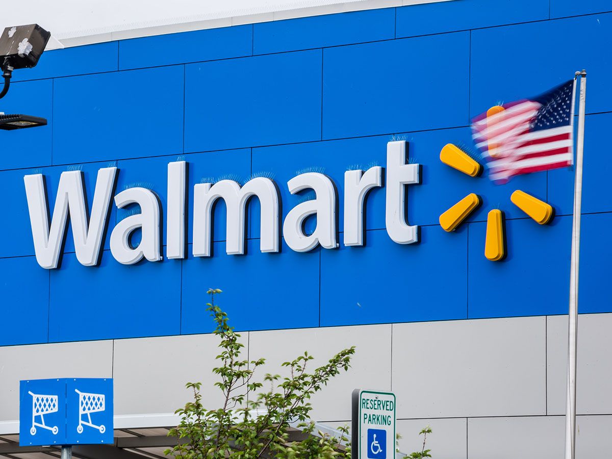 Walmart share price: Walmar'ts logo on the side of one of its stores