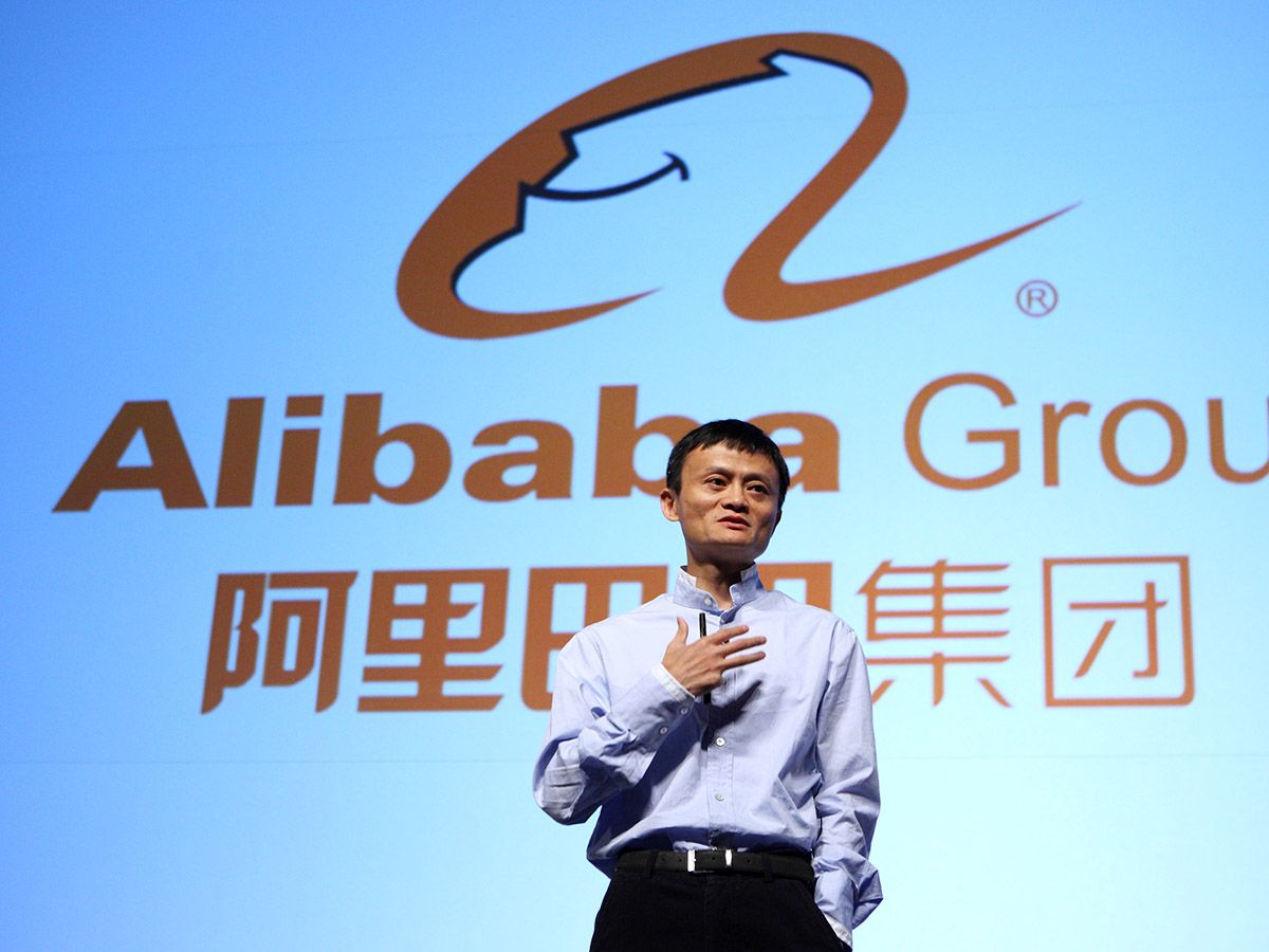 Can Alibaba share price rise again amid trade war woes?
