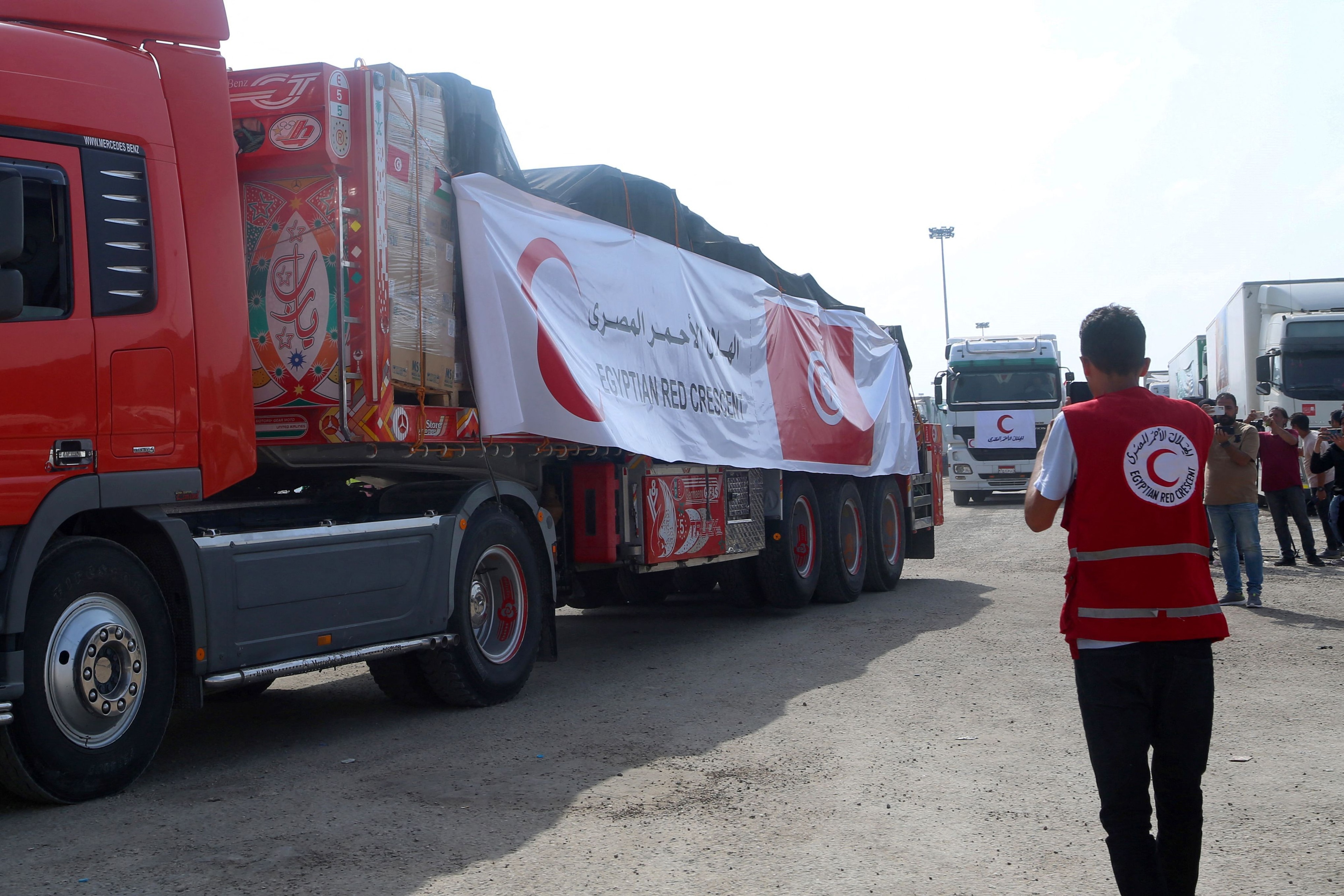 Red Crescent aid lorry ready to go into Gaza