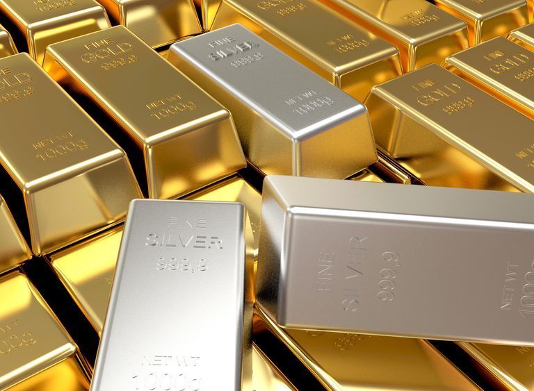 8 Reasons Why To Invest in Gold and Silver As Safe Haven