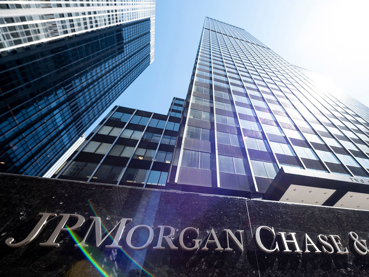 US banks' share price: the JPMorgan logo