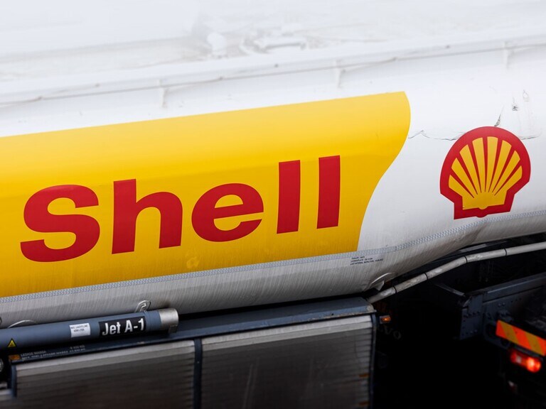 Shell’s share price soars as big oil strikes back