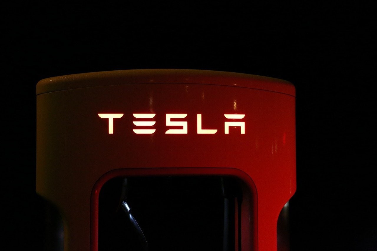 Tesla battery charger