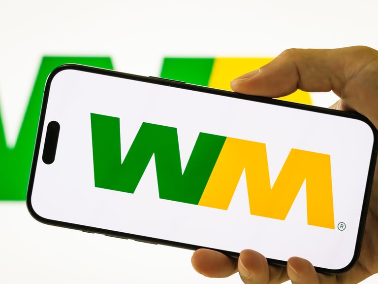 WM stock: WM is Turning Waste into a Structural Earnings Engine